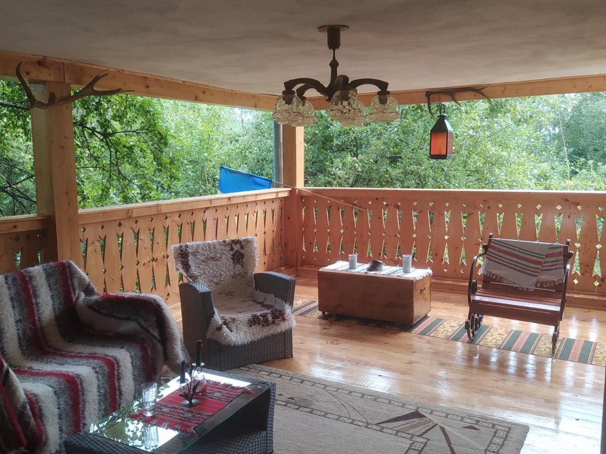 Casa Moldovita Bagian luar foto