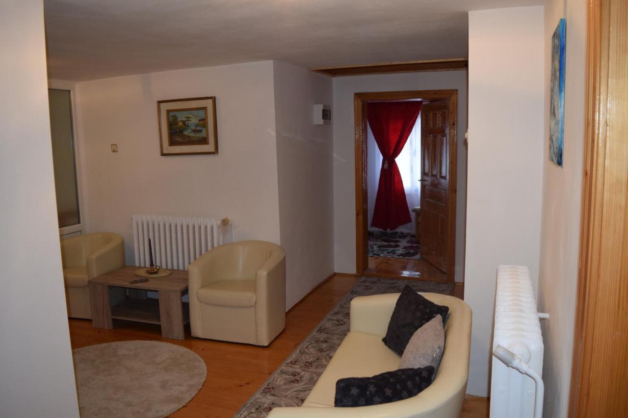 Casa Moldovita Bagian luar foto