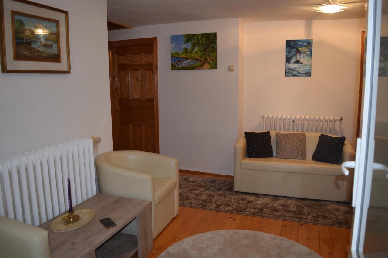 Casa Moldovita Bagian luar foto