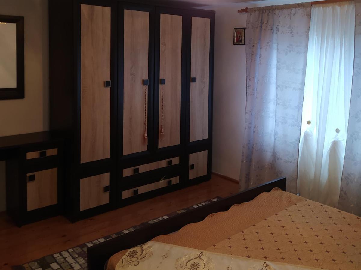 Casa Moldovita Bagian luar foto
